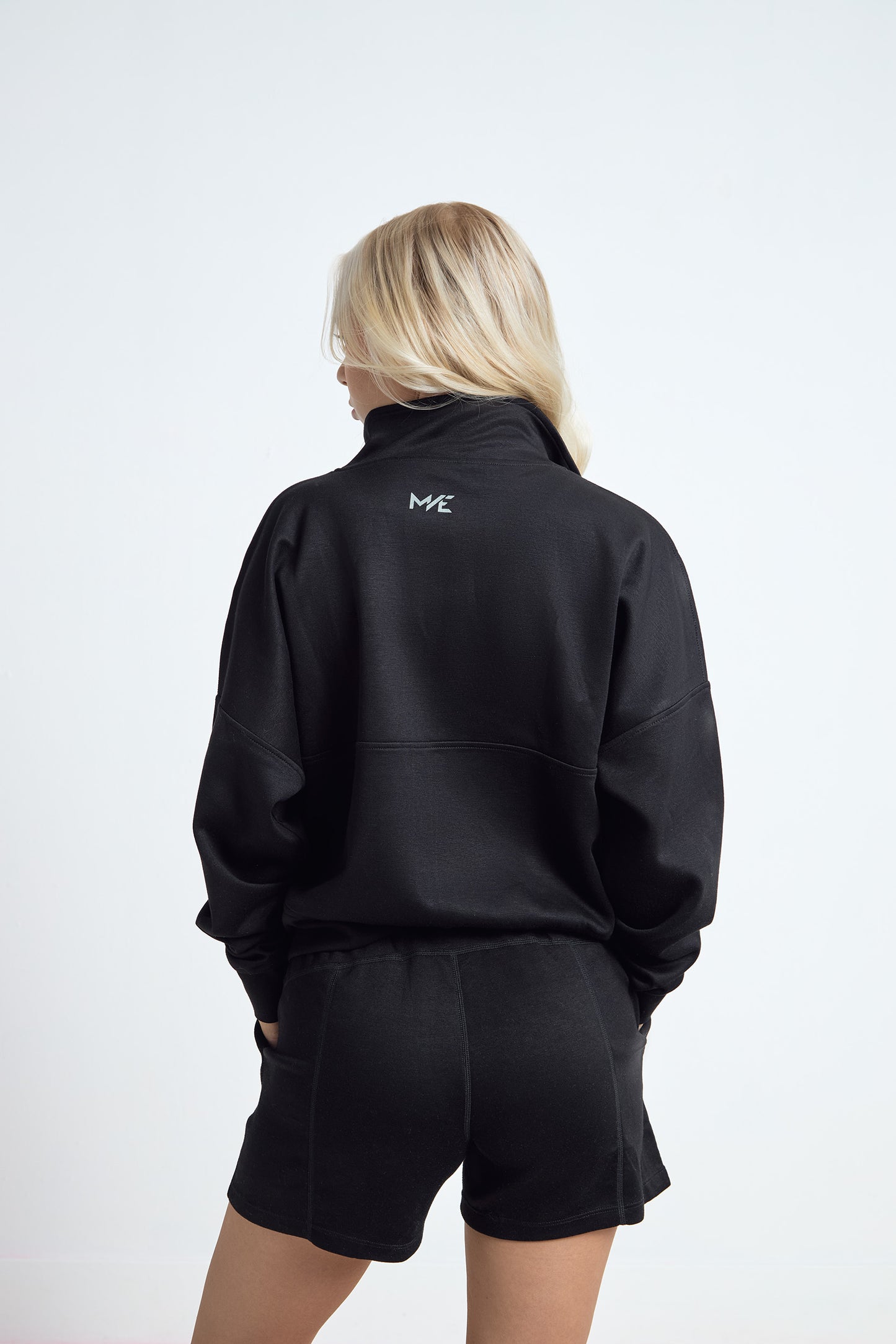 MVEment Full-Zip Cropped Jacket